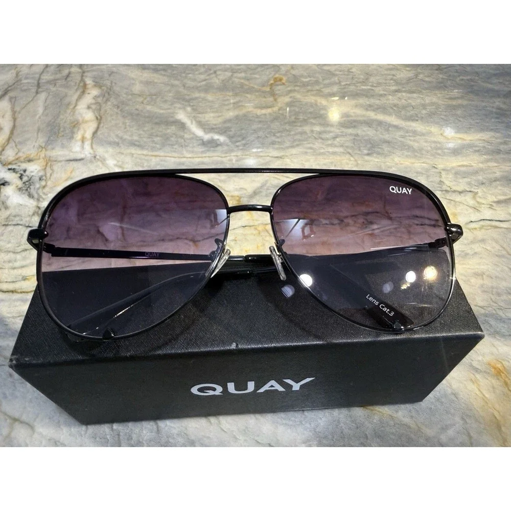 Quay Australia x Desi Perkins High Key Oversized Aviator Sunglasses NIB Unisex